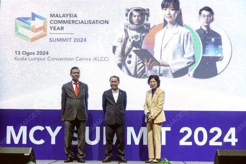 DATUK MOHAMMAD YUSOF APDAL