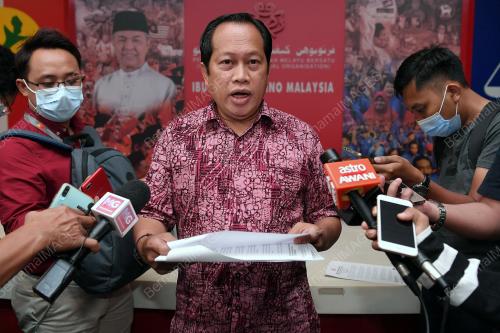 DATUK SERI AHMAD MASLAN