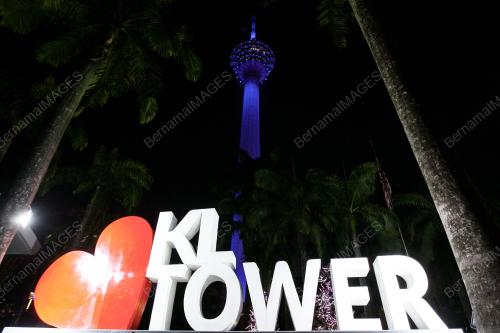 KL51_13112016_MENARA_BIRU