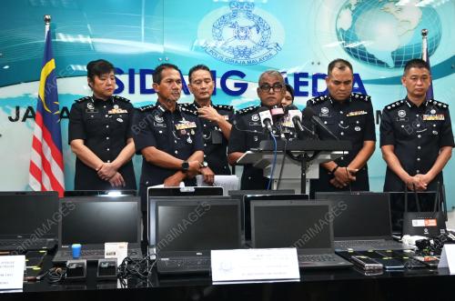 DATUK SERI RAMLI MOHAMED YUSOOF