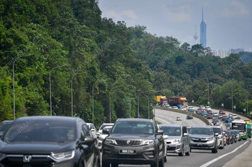 TINJAUAN ALIRAN TRAFIK KARAK