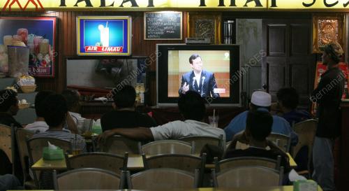 DEBAT
