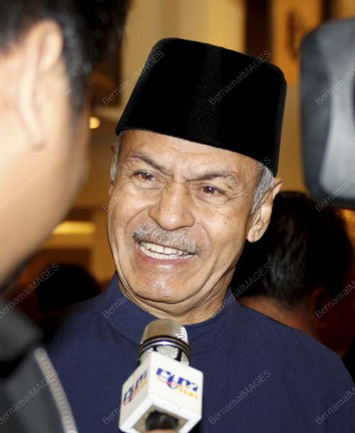 TAN SRI MUHYIDDIN YASSIN