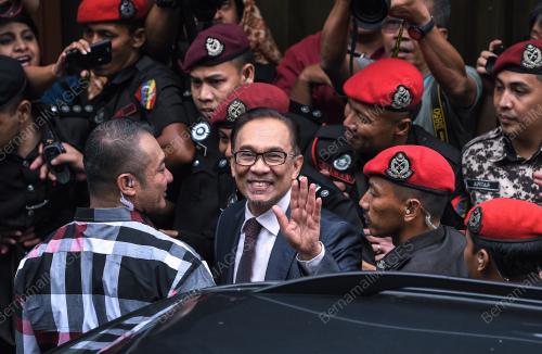 KL51_16052018_ANWAR_BN201805148460
