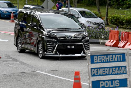 DATUK SERI TUAN IBRAHIM TUAN MAN