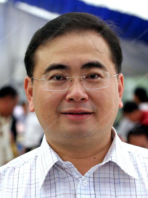 WEE KA SIONG