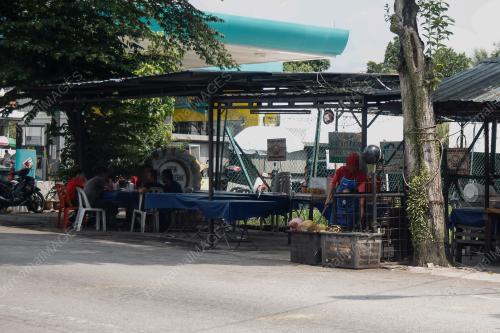 TINJAUAN PREMIS PERNIAGAAN TUTUP
