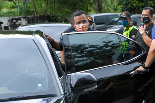 DATUK SERI AMIRUDIN SHARI 