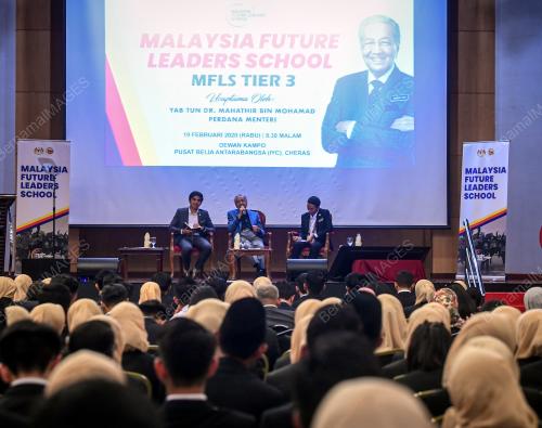 TUN DR. MAHATHIR MOHAMAD