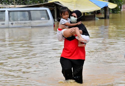BANJIR_LANGAT
