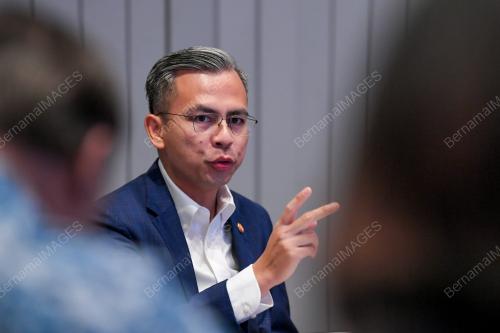 FAHMI FADZIL
