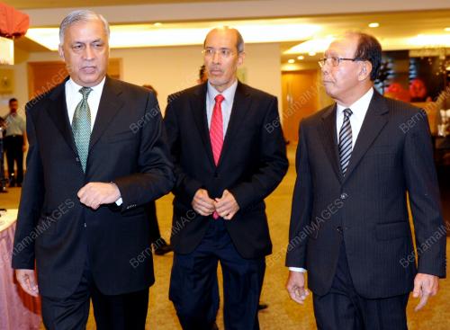 SHAUKAT AZIZ