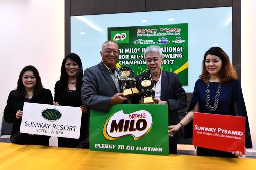 KL51_22112017_BOWLING_MILO