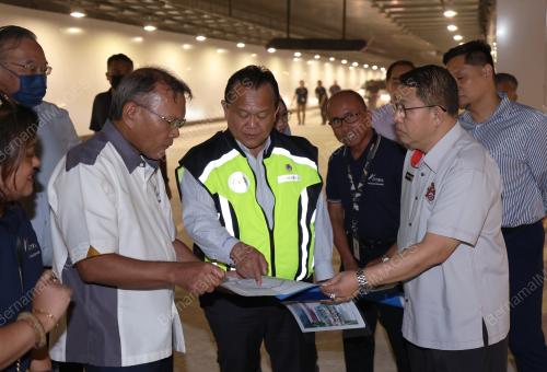DATUK SERI ALEXANDER NANTA LINGGI