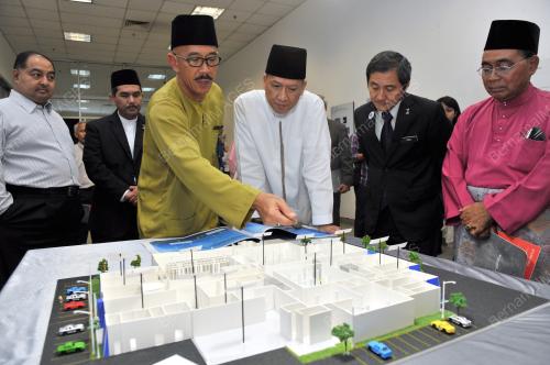KL51_23072013_BALAI_SENI