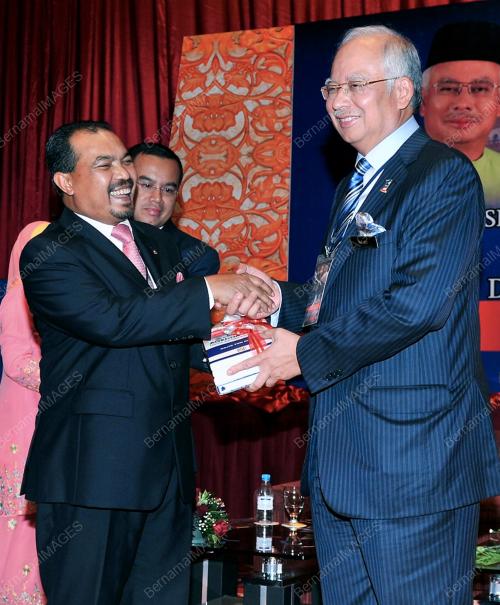 KL51_25062012_PM_BUKU