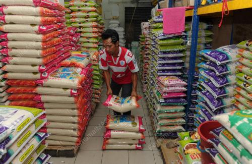 KL51_25102013_BAJET