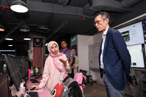 ANWAR SYAHRIN ABDUL AJIB