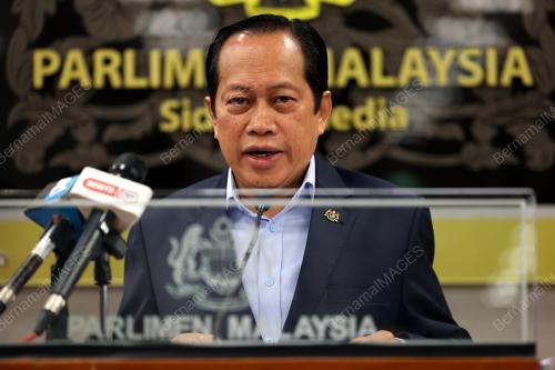 DATUK SERI AHMAD MASLAN