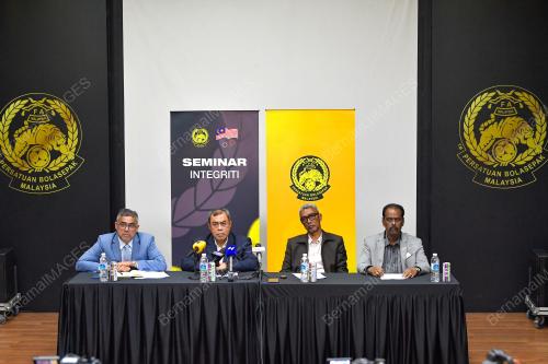 TAN SRI ASEH CHE MAT
