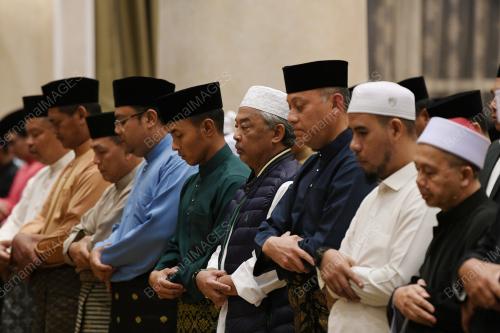 AL-SULTAN ABDULLAH RI'AYATUDDIN AL-MUSTAFA BILLAH SHAH