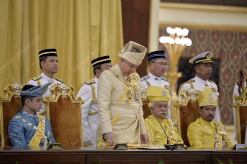 KL51_31012019_AGONG_BN201901289402