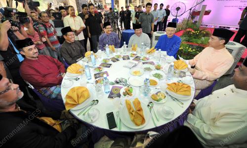 KL51_31072013_PM_BUKA