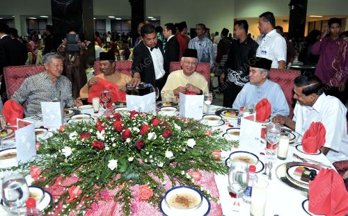 KL52_03082012_PM