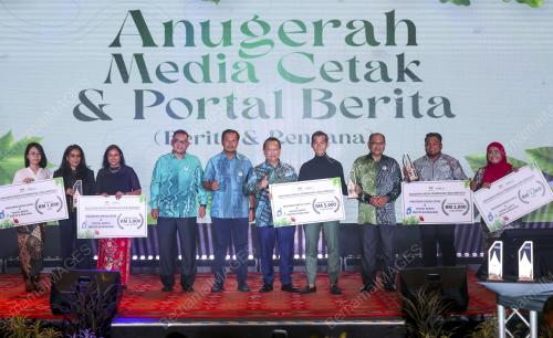 DATUK SERI ALEXANDER NANTA LINGGI