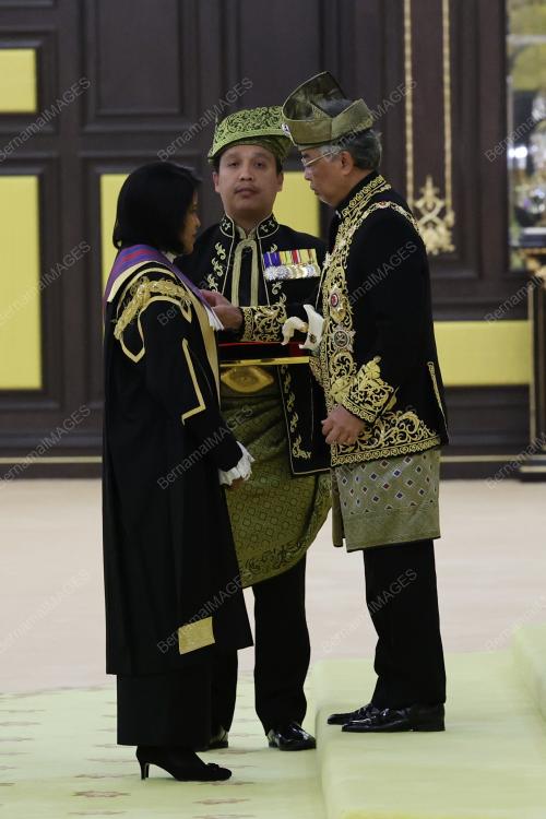 AL-SULTAN ABDULLAH RI'AYATUDDIN AL-MUSTAFA BILLAH SHAH
