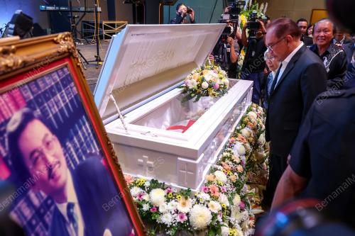 DATUK SERI ANWAR IBRAHIM