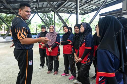 NAZMIZAN MUHAMMAD