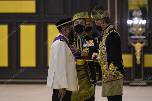 AL SULTAN ABDULLAH RI'AYATUDDIN AL MUSTAFA BILLAH SHAH
