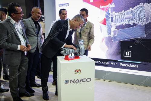 SENATOR TENGKU DATUK SERI ZAFRUL TENGKU ABDUL AZIZ
