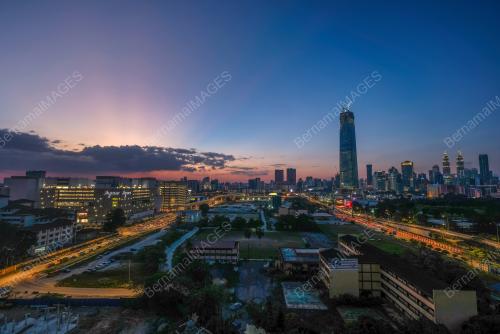 KL52_08032018_TRX