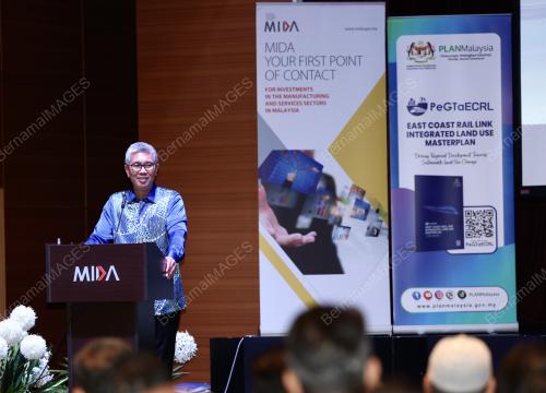 SENATOR TENGKU DATUK SERI ZAFRUL TENGKU ABDUL AZIZ