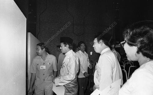 KL52_08072015_MESYUARAT_UMNO