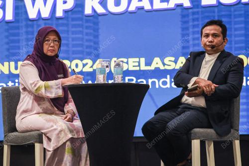 ZALIHA MUSTAFA