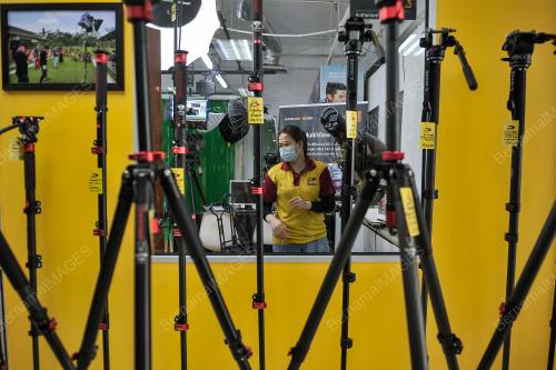TINJAUAN KEDAI PERALATAN FOTOGRAFI DIBENARKAN BEROPERASI