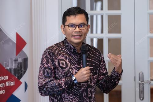 AKMAL NASRULLAH MOHD NASIR