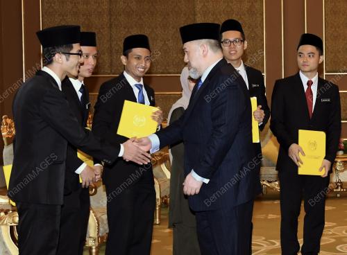 KL52_11072018_BIASISWA_BN201807092665