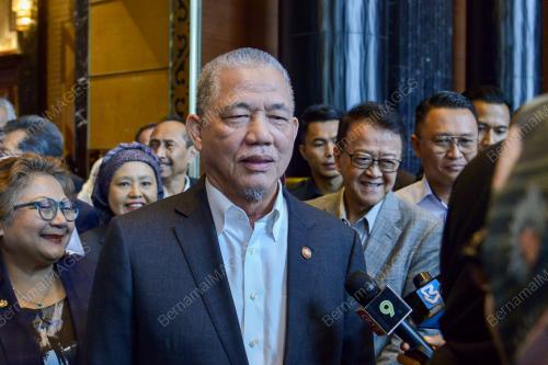 DATUK SERI FADILLAH YUSOF