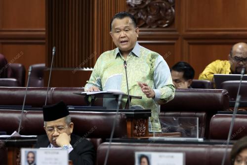 KL52_11122025_DEWAN_NEGARA