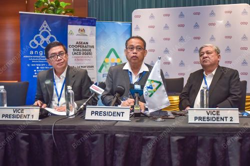 DATUK SERI DR ABDUL FATTAH ABDULLAH
