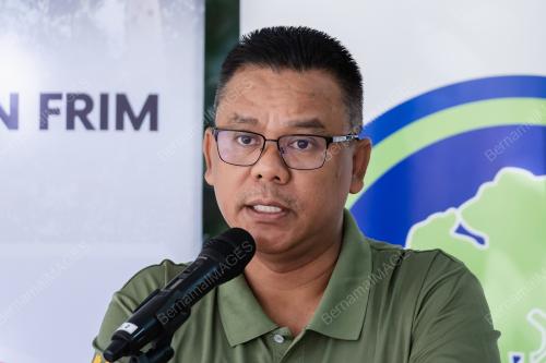 DATUK DR ISMAIL PARLAN