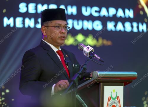 DATUK DR MOHD NA'IM MOKHTAR