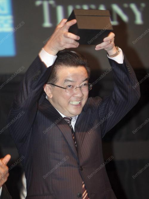 KL52_13012011_CEO