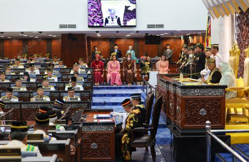 ISTIADAT PEMBUKAAN PENGGAL KEDUA PARLIMEN KE-15