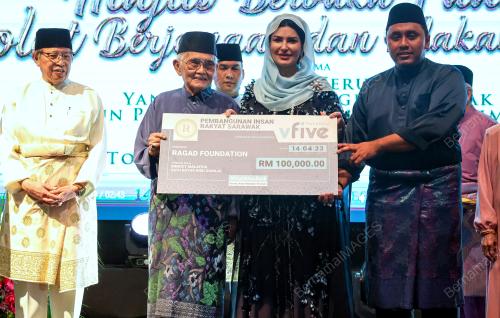 TUN ABDUL TAIB MAHMUD