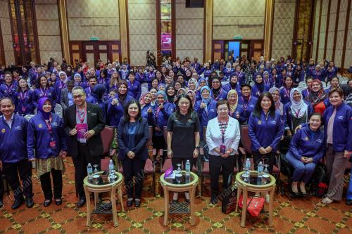 HANNAH YEOH
